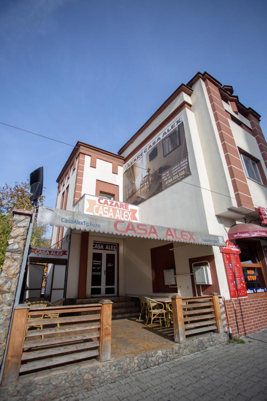 Hotel Casa Alex Târgu Jiu Exterior foto